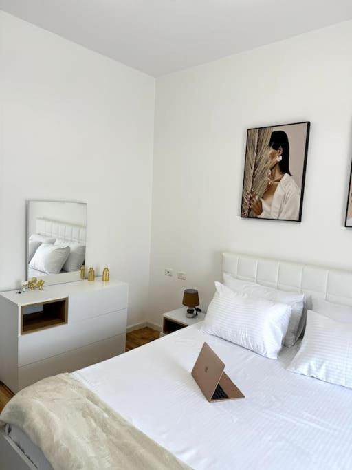 Sol Apartments - 2 Bedrooms Shkodra Exterior foto